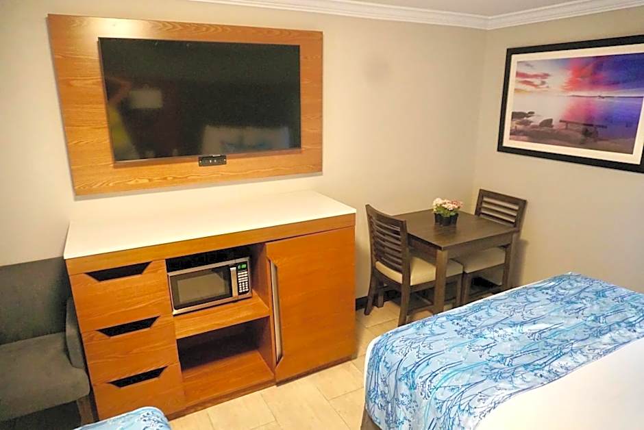 Coastal Sands Inn