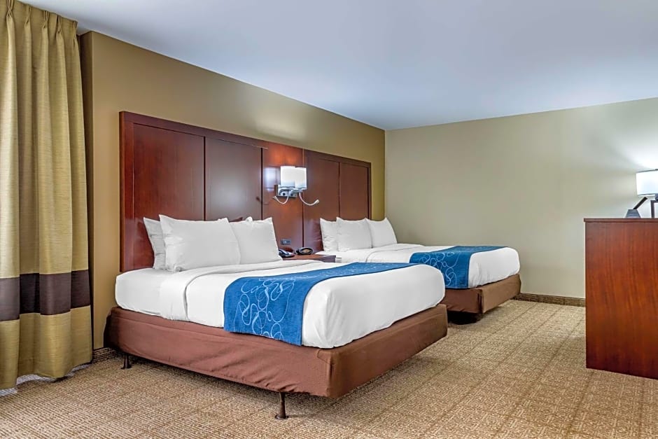 Comfort Suites Savannah Gateway I-95