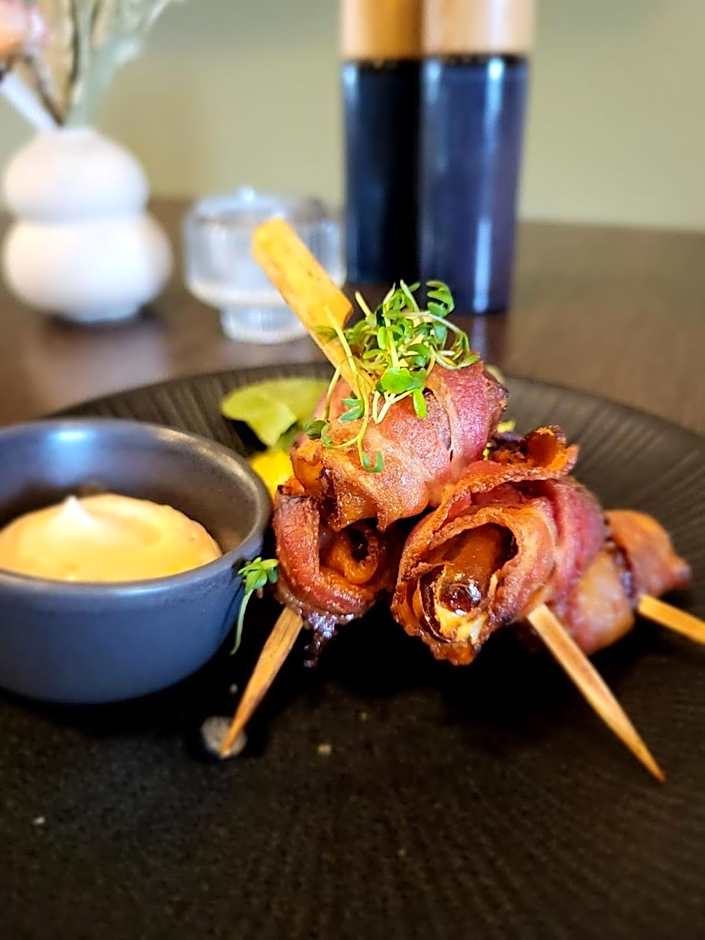 Gistihúsið - Lake Hotel Egilsstadir