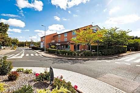 Kyriad Lyon Sud - Saint Genis Laval