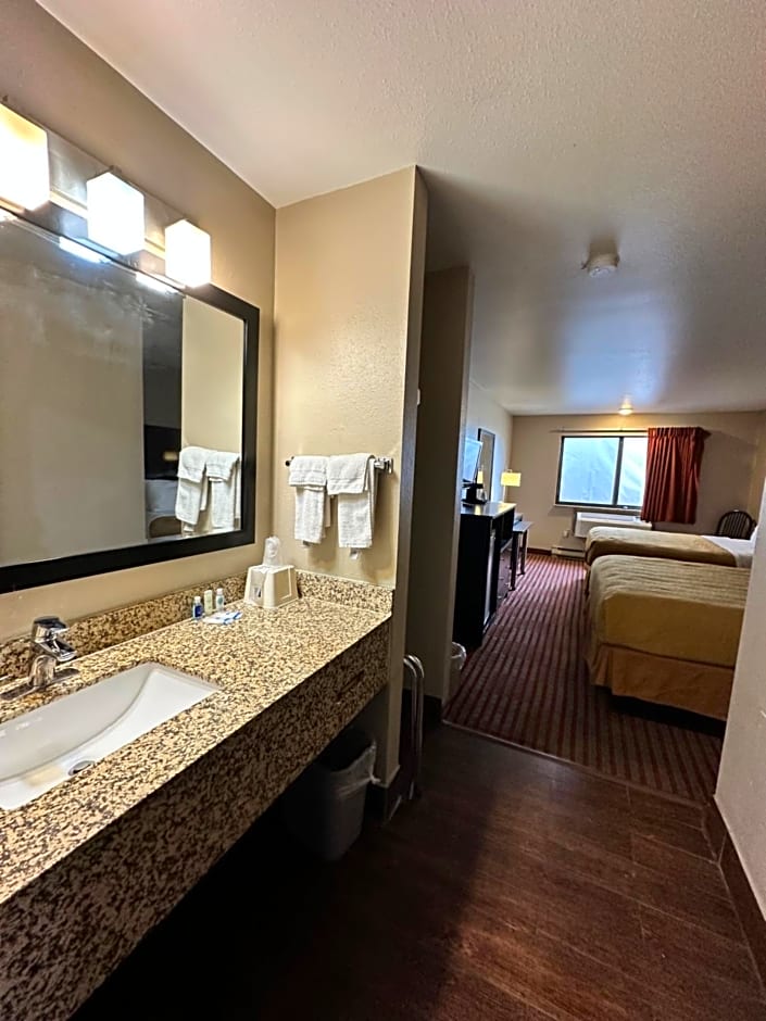 Rodeway Inn & Suites Madison East