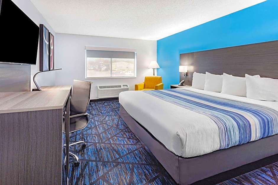 AmericInn by Wyndham Quincy