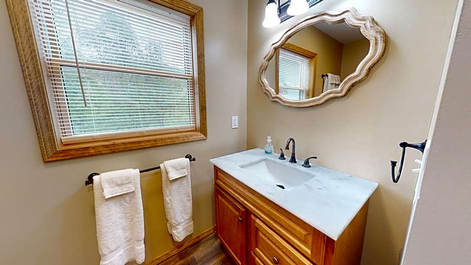 Rough Cut Lodge