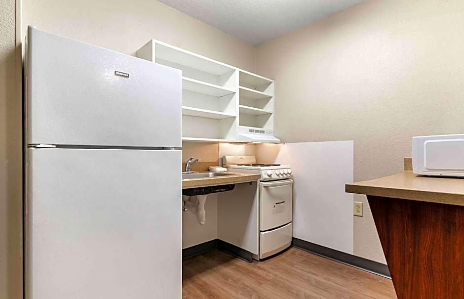 Extended Stay America Suites - St. Louis - Earth City