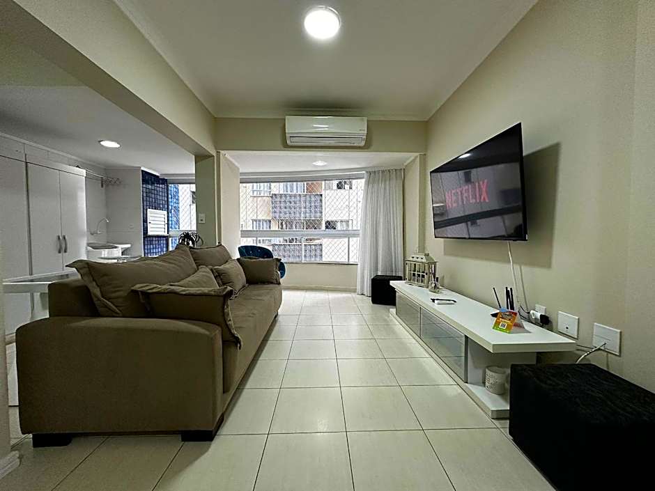 BC01- Suíte+1 | Centro | Churrasqueira | Garagem