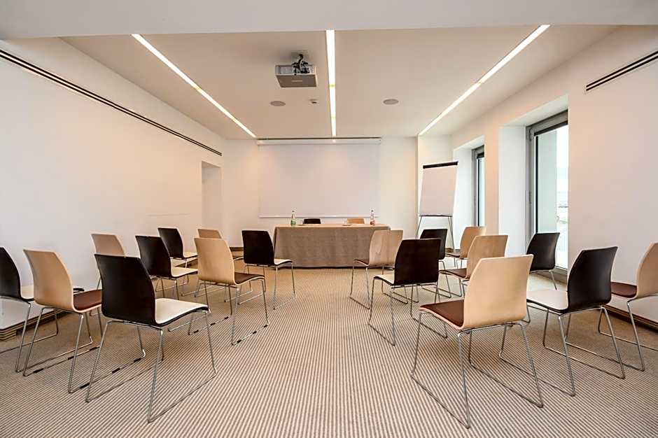 Aiden by Best Western JHD Dunant Hotel