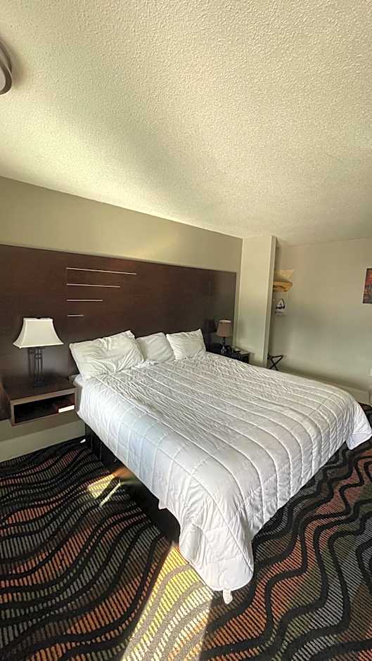 Country Town N' Suites