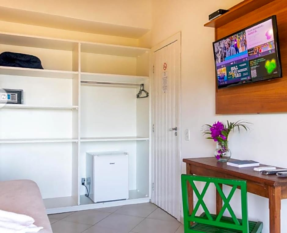 Zdjęcie 1 z 8 — 1 King Bed Suite, Ocean View