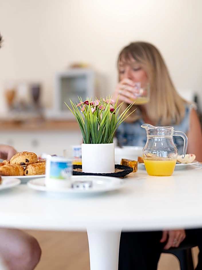 Hotel Grand Cap Rooftop Pool