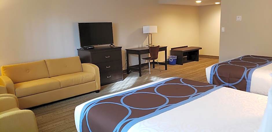 Super 8 by Wyndham Spruce Grove