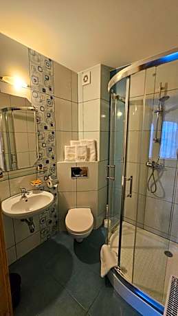 Small Twin Room