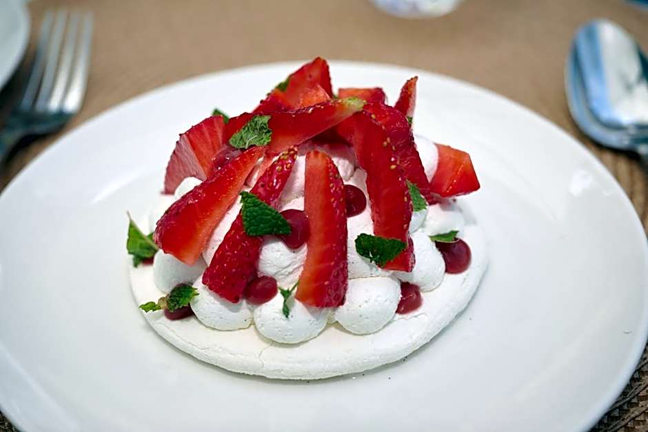 Le Boeuf Couronné - Hôtel & Restaurant Chartres- Logis Hotels