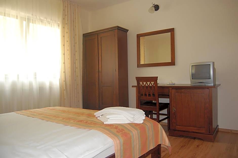 Complexul Turistic Cheile Butii