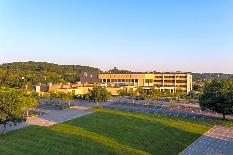 DoubleTree By Hilton Hotel Pittsburgh - Cranberry