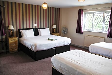 Family room-Family-Ensuite