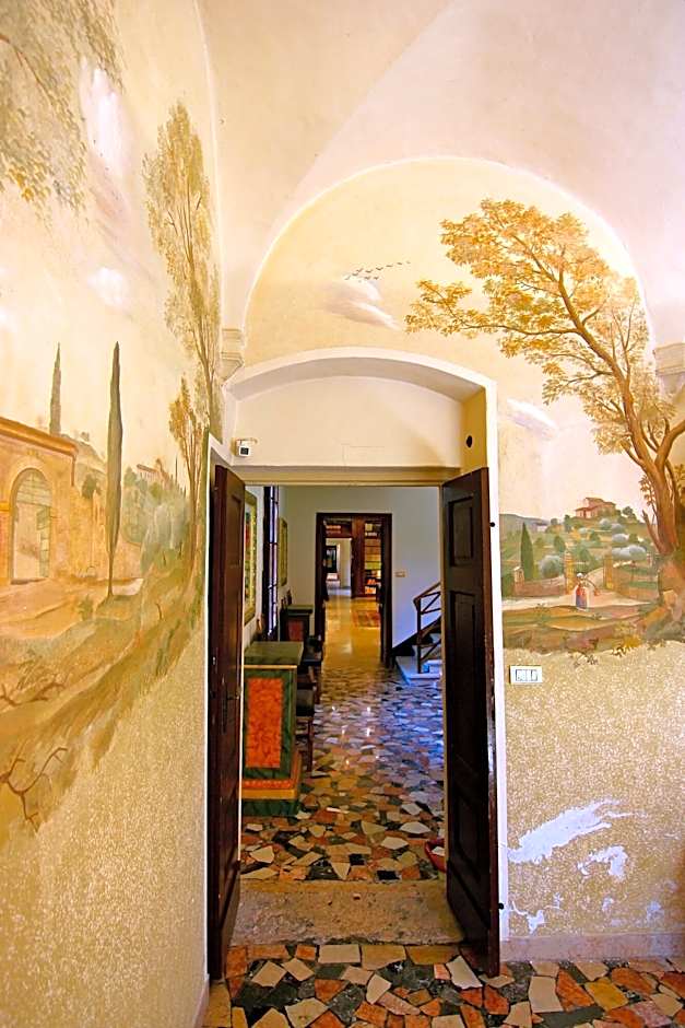 Villa Giona
