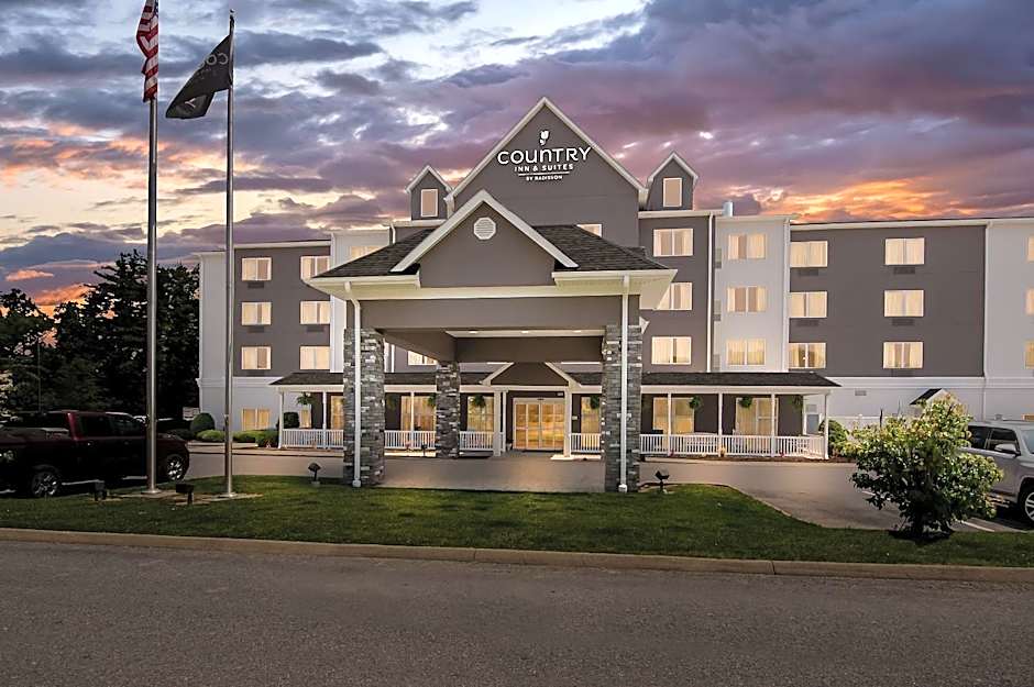 Country Inn & Suites by Radisson, Princeton, WV