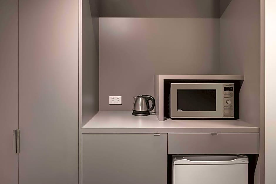 Travelodge Hotel Melbourne Docklands