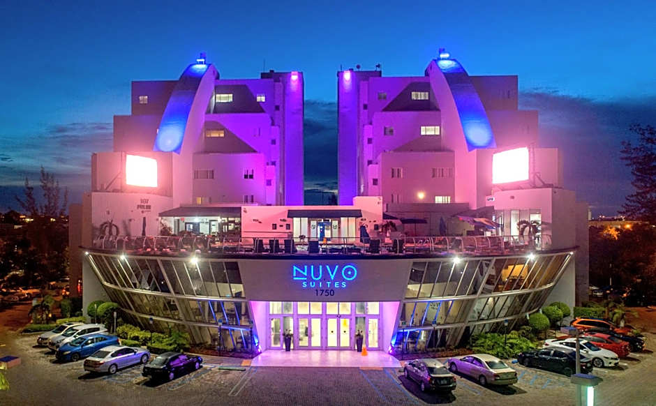 Nuvo Suites Miami Airport West/Doral