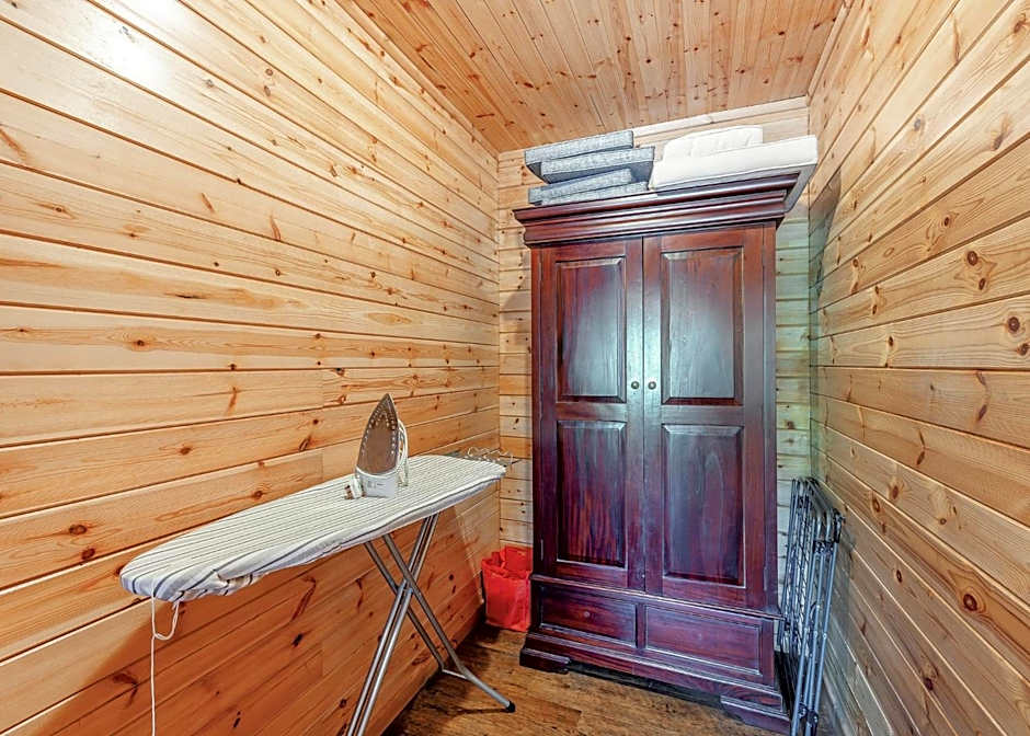 Anglesey Lakeside Lodges