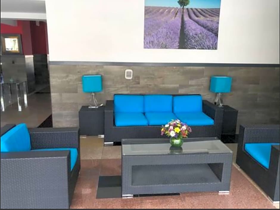 Beverly Hills: Hotel & Business