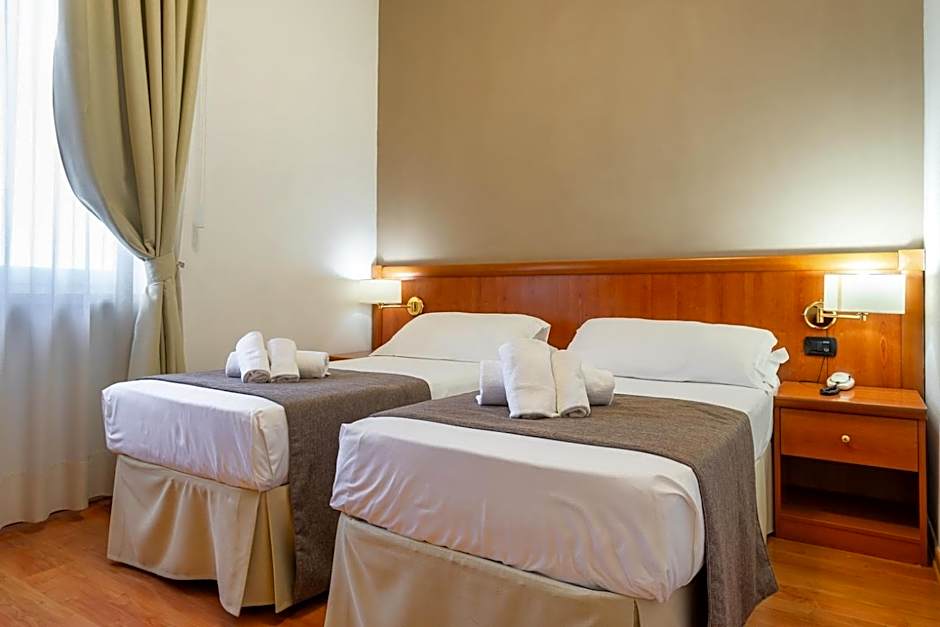 Garden Hotel