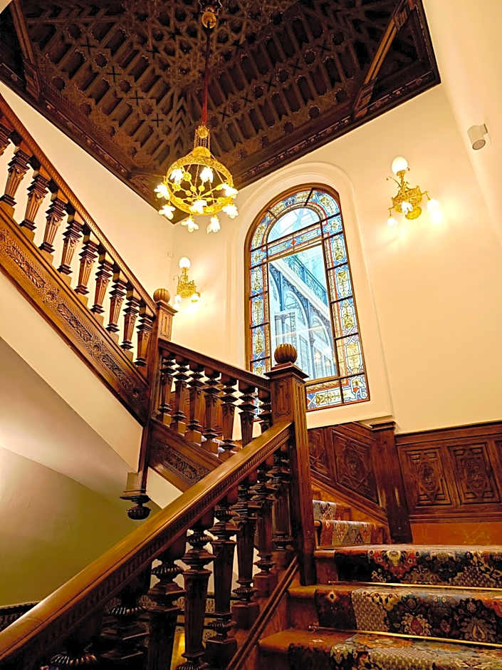 Palacio Gran Vía, a Royal Hideaway Hotel