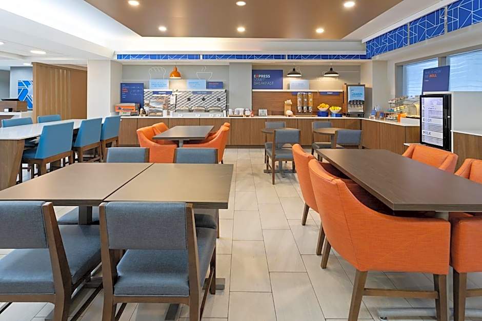 Holiday Inn Express Harrisburg NE By IHG