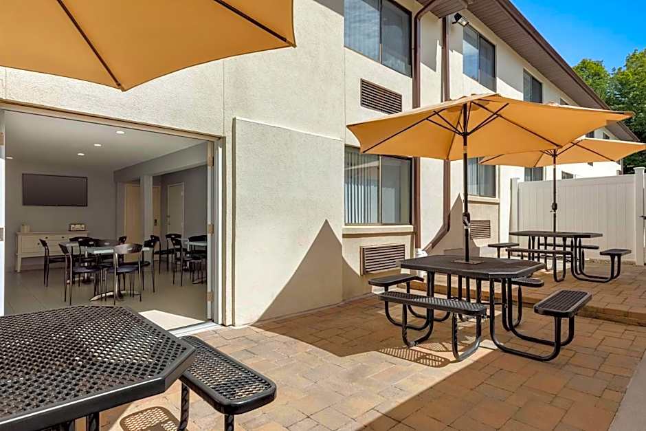 Baymont by Wyndham Branford/New Haven