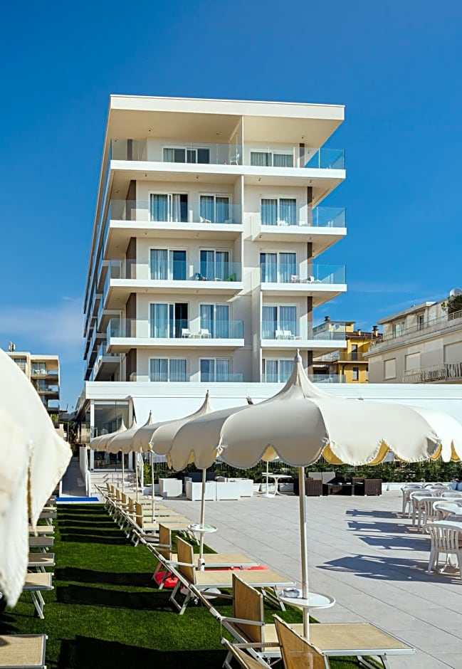Hotel Galassia Suites & Spa