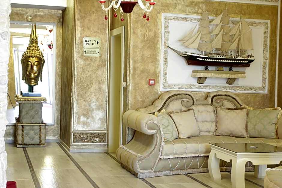 Bali Colosseum Hotel