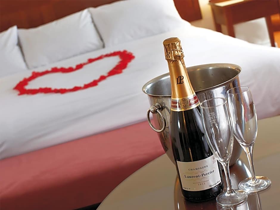 Macdonald Burlington Hotel