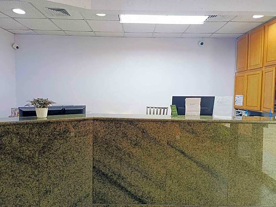 Capital O Travelers Inn Lawton Fort Sill