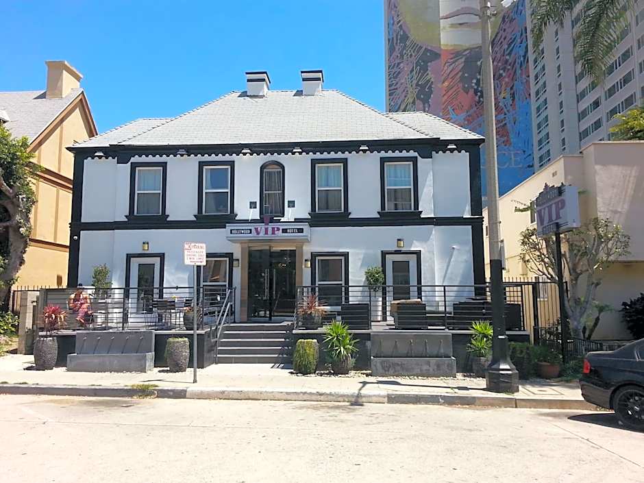 Hollywood VIP Hotel