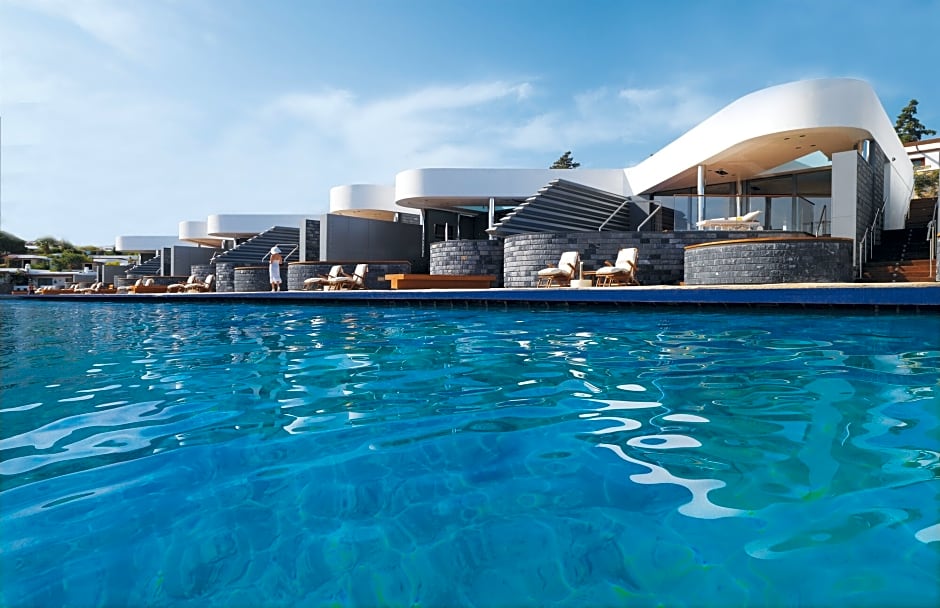 Elounda Beach Hotel & Villas, a Member of the Leading Hotels of the Wo