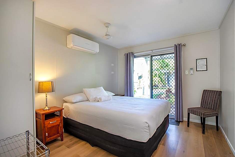 Bush Village Holiday Cabins