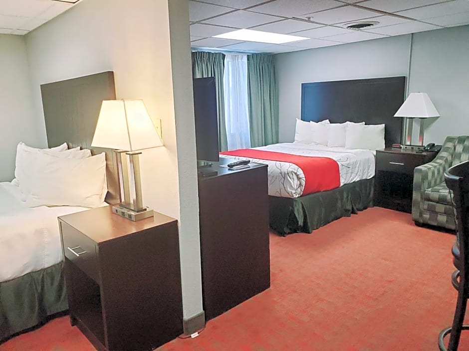 Blackstone Lodge and Suites
