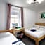 100 Pipers Hotel