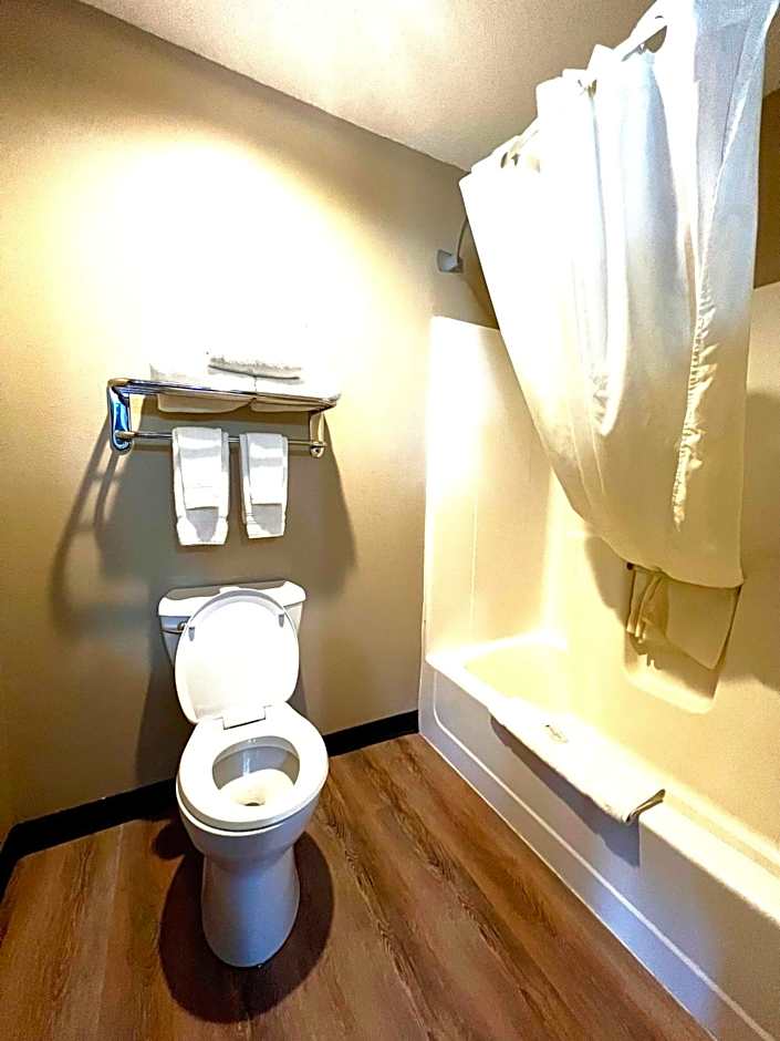 Super 8 by Wyndham Estherville