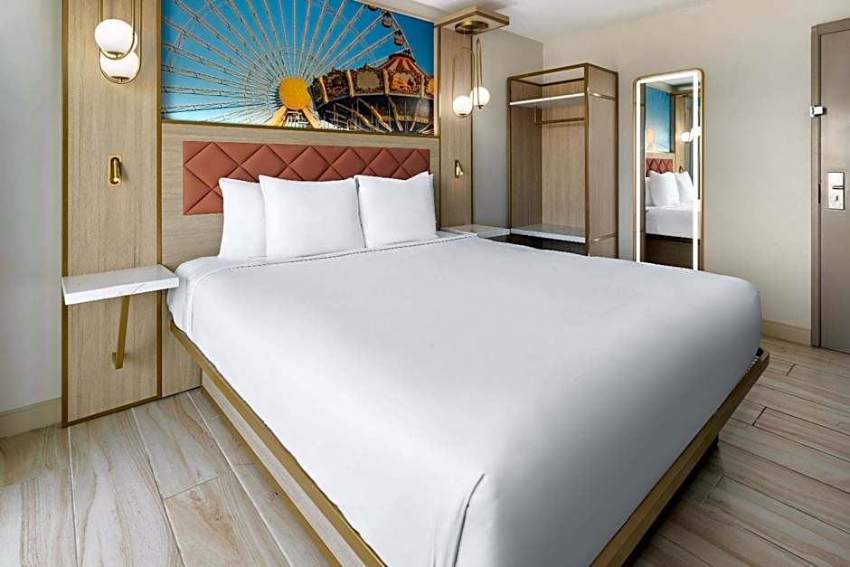 The Vibes Hotel, Trademark Collection by Wyndham