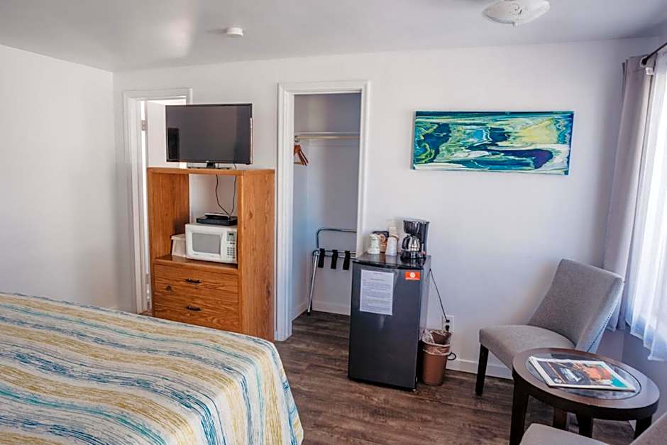 Lamplighter Lodge