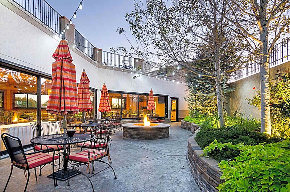 Clarion Inn Garden City