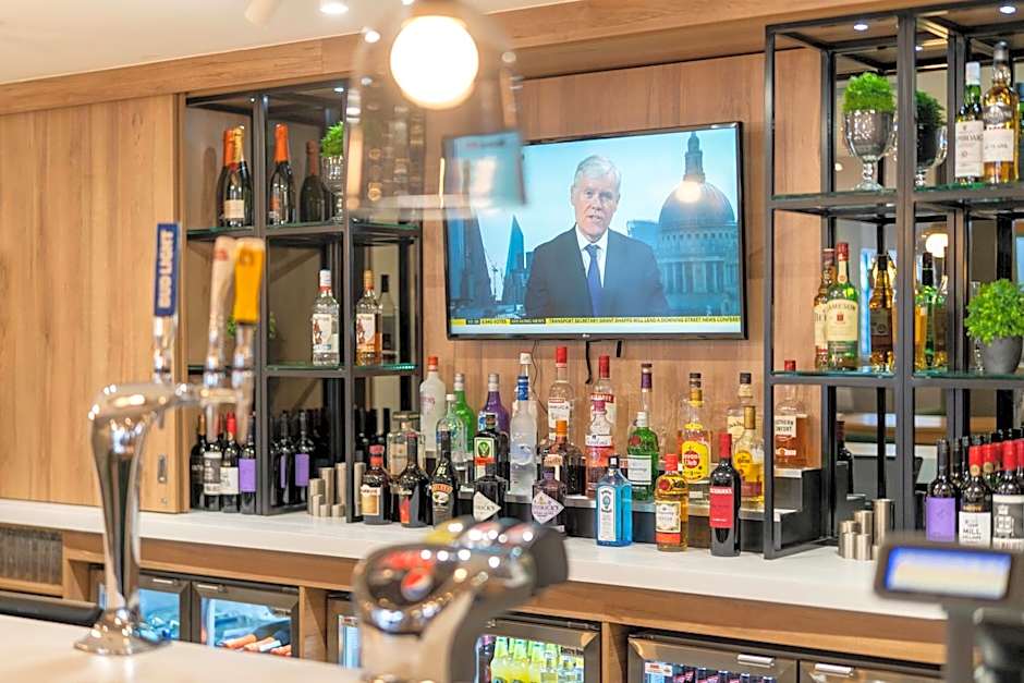 Holiday Inn Gloucester / Cheltenham By IHG