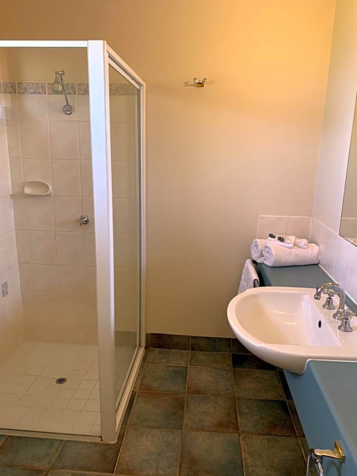 Arthur Phillip Motor Inn