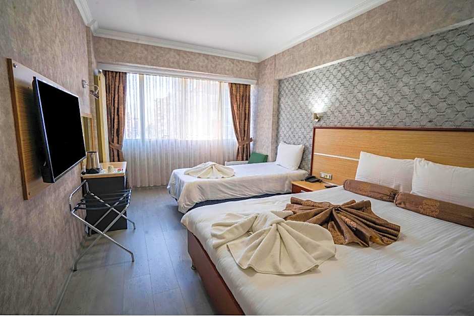 HALLEY OTEL