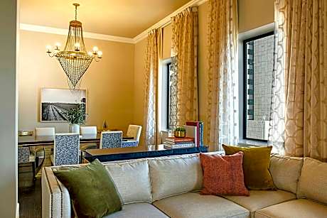 2 Bedroom Presidential Suite, Bedroom 1: 1 King, Bedroom 2: 1 King