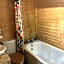 Vigo Retreat cabin 1