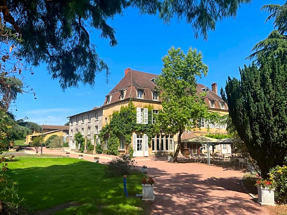 Logis Hôtels Château de La Barge