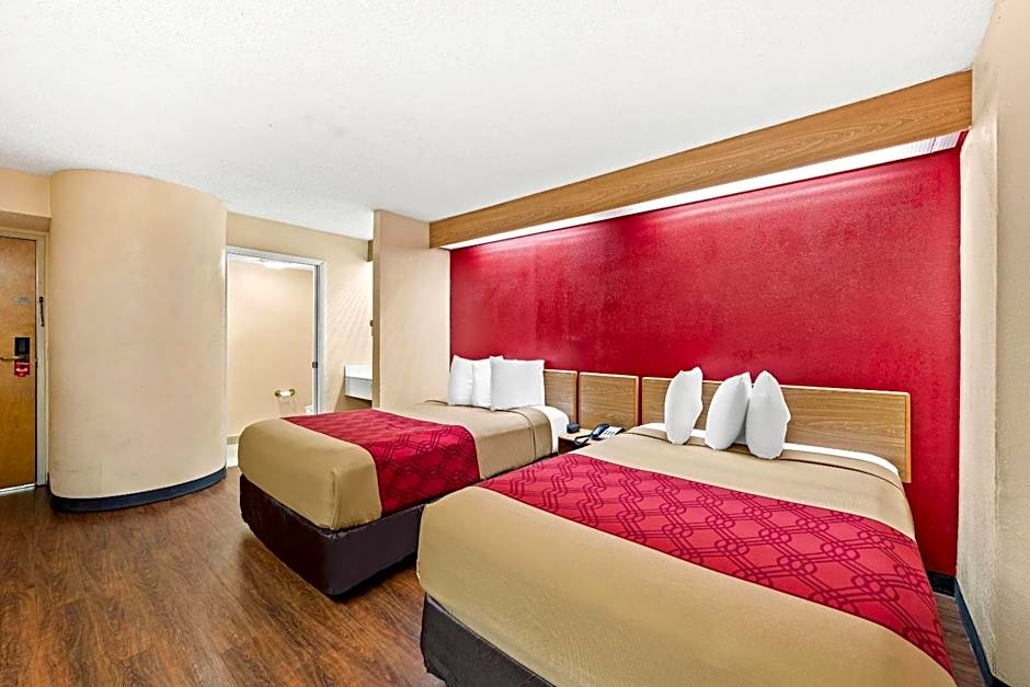 Econo Lodge London North