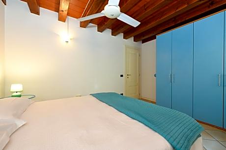 Classic Apartment - Separate Building